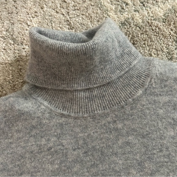 InCashmere Turtleneck Pullover Knit Sweater - Picture 7 of 10